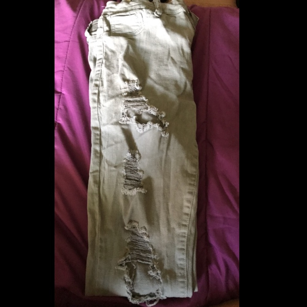 Ripped Jeans